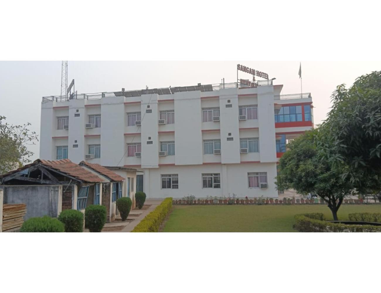 Hotel Sangam, Varanasi Esterno foto